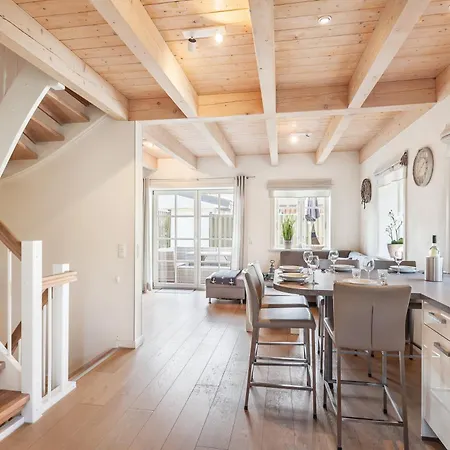 Suedstrandidyll Holiday home *